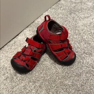 Toddler Red Keens